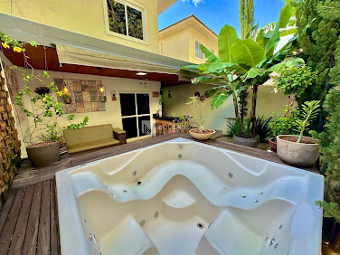 Casa de Condomínio em Pio Gomes  -  Catalão