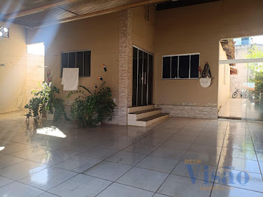 Casa à venda em Vila Mariana, Paracatu | 3 quartos, 140m²