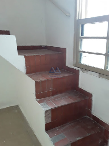 ACESSO PISO SUPERIOR