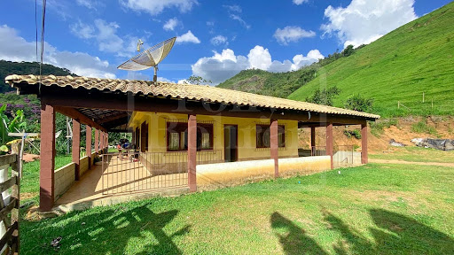 Fazenda em Amparo  -  Nova Friburgo