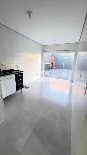 Casa à Venda no Cristo Redentor, Ribeirão Preto: 2 Quartos, 64m²