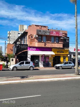 Prédio à venda no Centro de Araranguá, 452m² de área útil. Excelente localização por R$5.000.000.