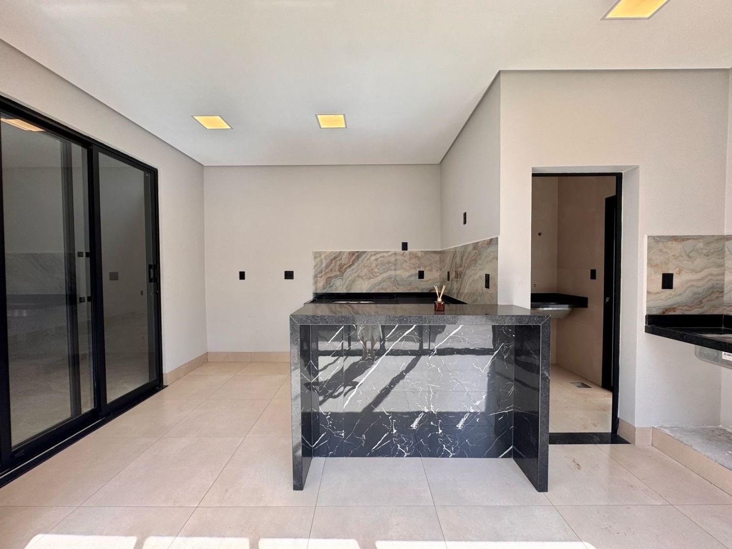 Casa à venda com 3 quartos, 3 suítes, 4 vagas e 153m² no Real Sul, Ribeirão Preto (SP) — foto 5 de 27