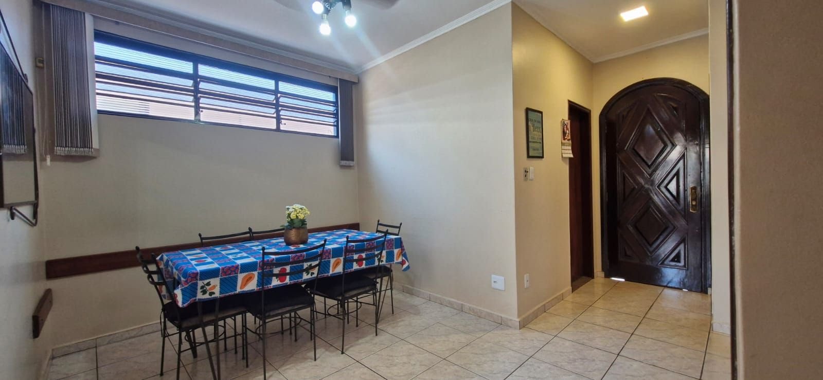 Casa à venda com 4 quartos, 1 suíte, 4 vagas e 249m² no Sumarezinho, Ribeirão Preto (SP) — foto 5 de 29