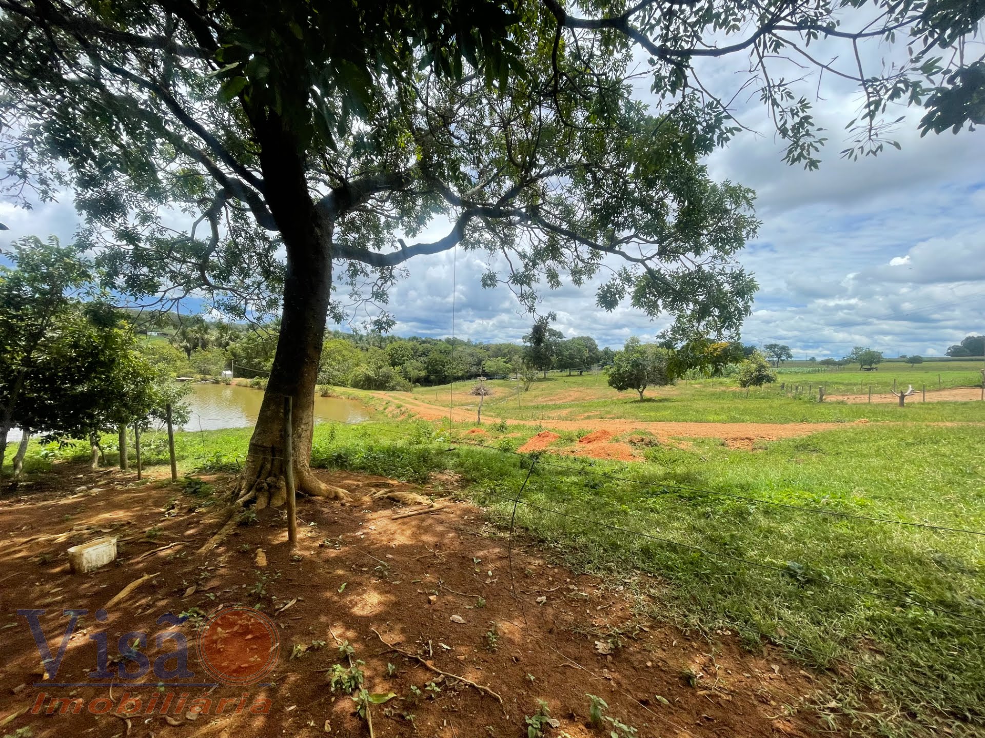 Rural à venda com 90m² de terreno no Área Rural de Paracatu, Paracatu (MG) — foto 13 de 23
