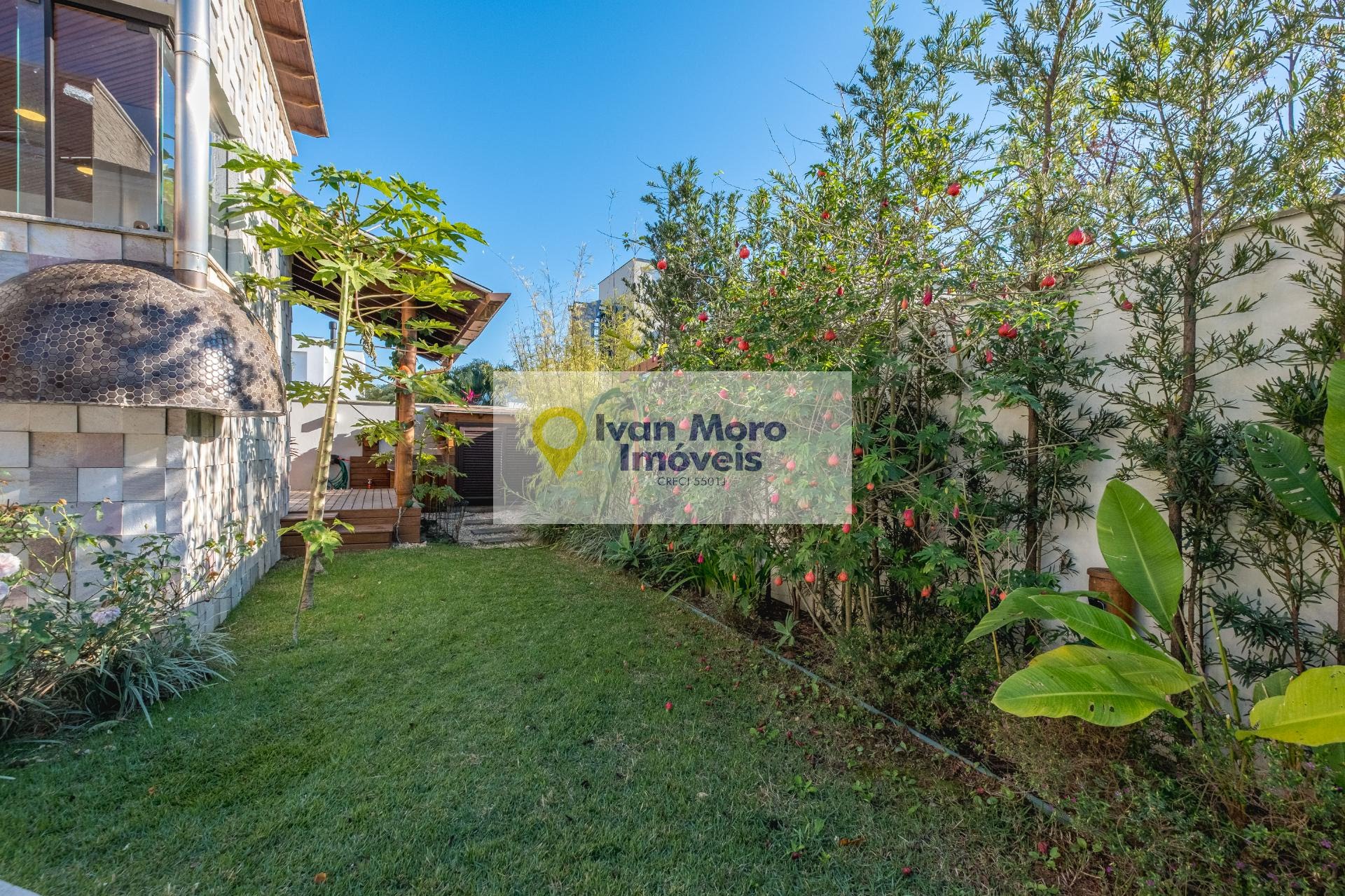 Casa à venda com 4 quartos, 2 suítes, 3 vagas e 450m² no Rio Tavares, Florianópolis (SC) — foto 22 de 23
