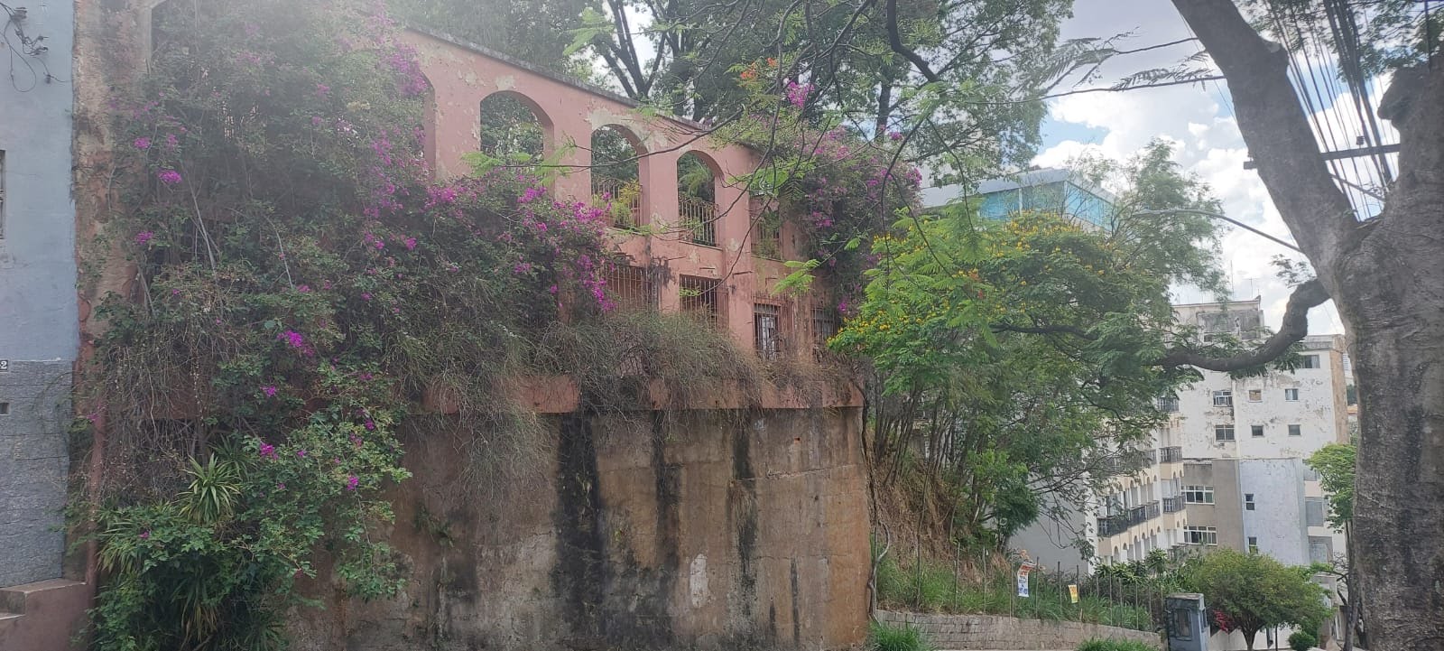Casa à venda com 2 quartos, 2 suítes, 2 vagas e 278m² no São Bento, Belo Horizonte (MG) — foto 11 de 30