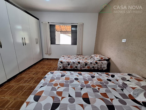 Chácara à venda em São Pedro com 2 casas, piscina e poço artesiano
