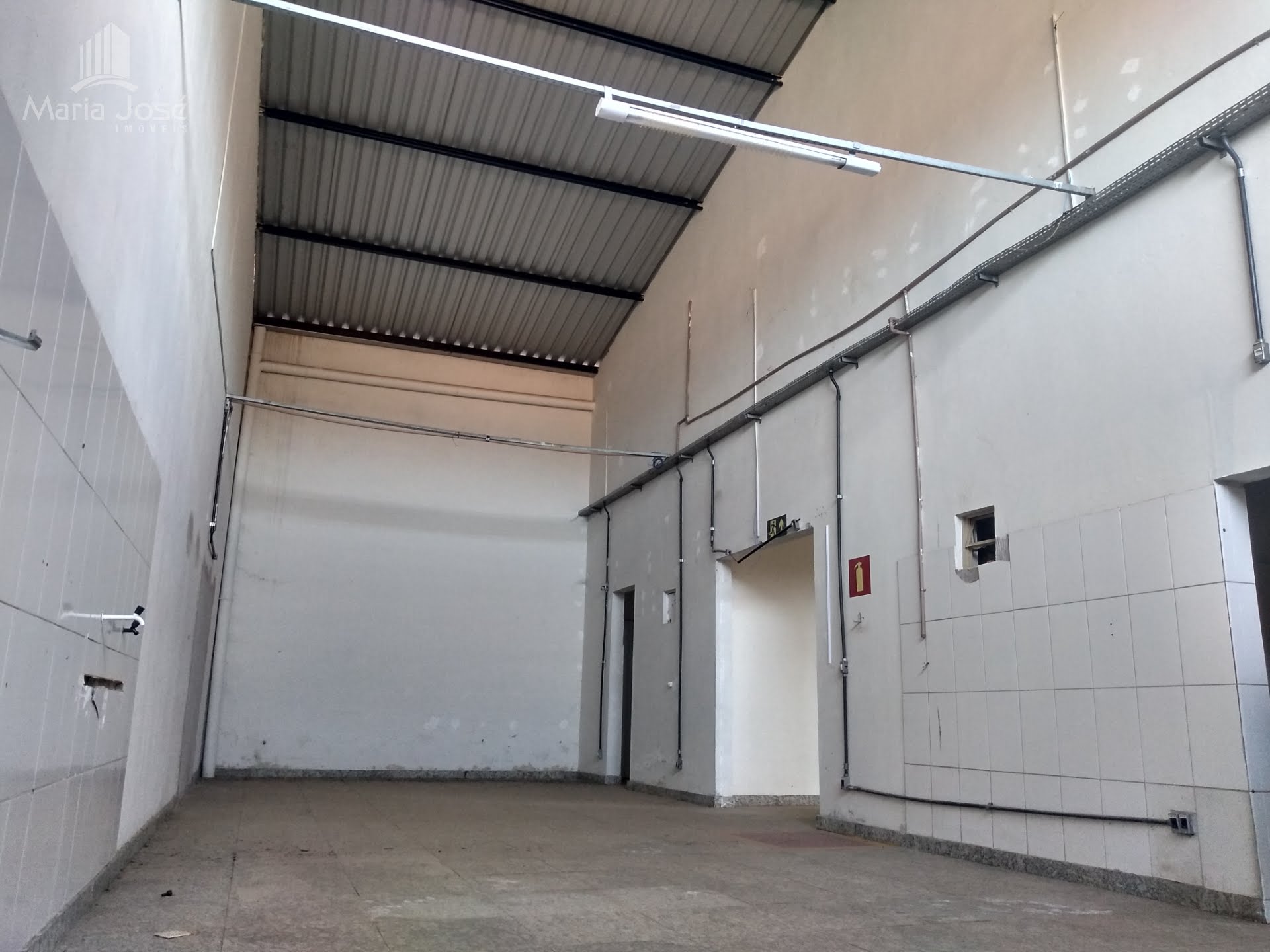 Comercial para alugar com 3 banheiros e 700m² no Cidade de Deus, Sete Lagoas (MG) — foto 13 de 27