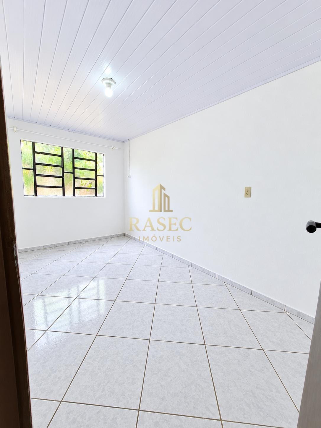 Casa para alugar com 3 quartos, 1 banheiro e 85m² no Centro 1, Brusque (SC) — foto 7 de 8