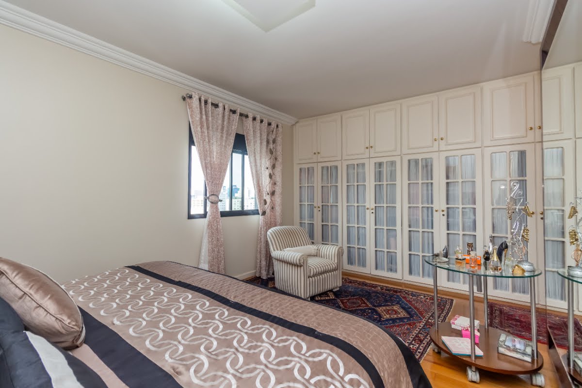 Apartamento para alugar com 4 quartos, 4 suítes, 3 vagas e 198m² no Indianópolis, São Paulo (SP) — foto 20 de 30