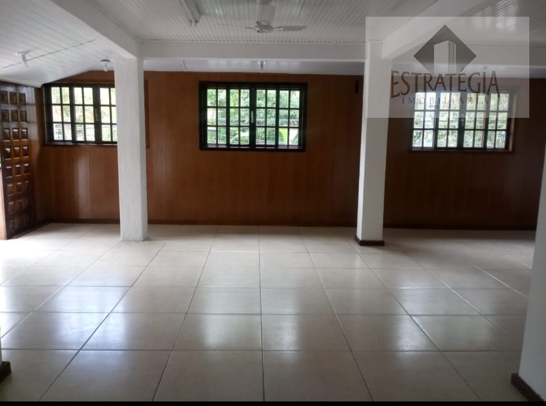 Casa à venda com 3 quartos, 1 suíte, 6 vagas e 380m² no Castelânea, Petrópolis (RJ) — foto 18 de 24