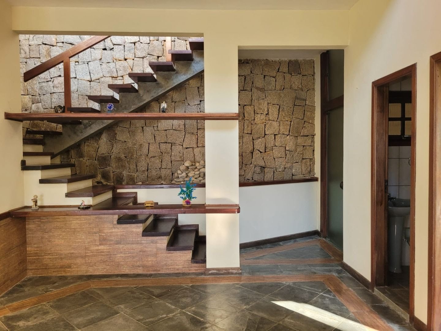 Casa à venda com 5 quartos, 4 banheiros, 7 vagas e 822m² no Toninhas, Ubatuba (SP) — foto 4 de 30