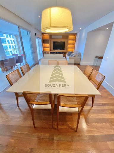 Apartamento em Itaim Bibi  -  São Paulo