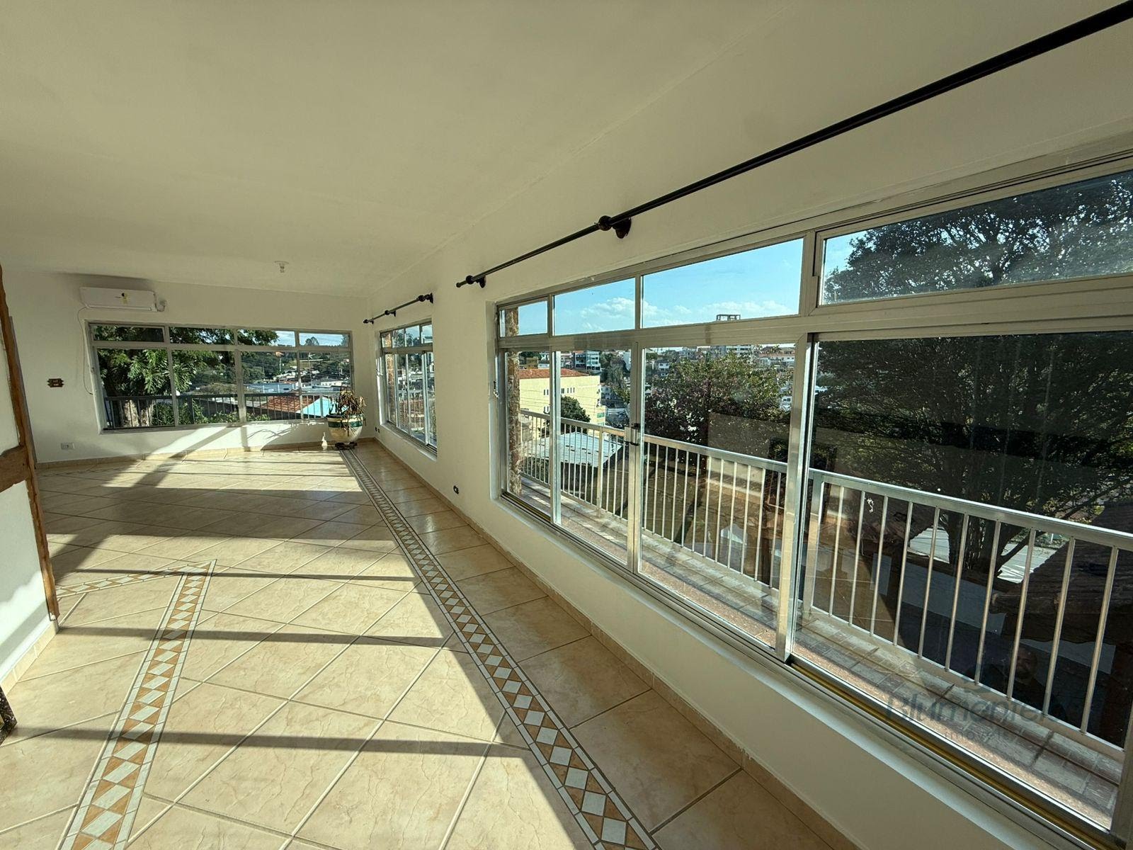 Casa à venda com 3 quartos, 1 suíte e 8 vagas no Jardim Planalto, Arujá (SP) — foto 11 de 30