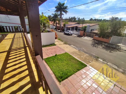 Casa com edícula em Jardim Iporanga  -  Águas de São Pedro
