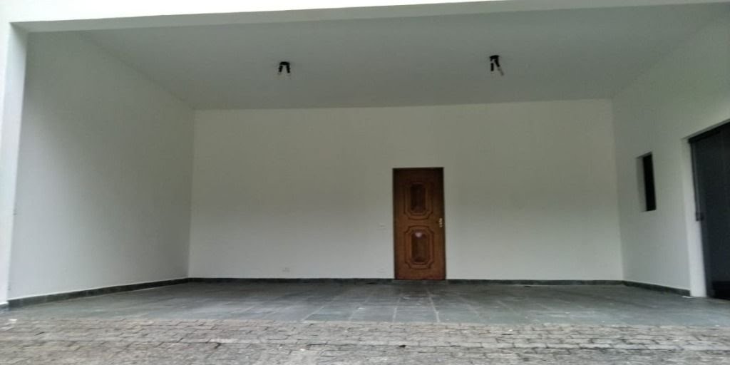 Casa à venda com 3 quartos, 1 suíte, 6 vagas e 183m² no Condomínio Country Club, Arujá (SP) — foto 3 de 20