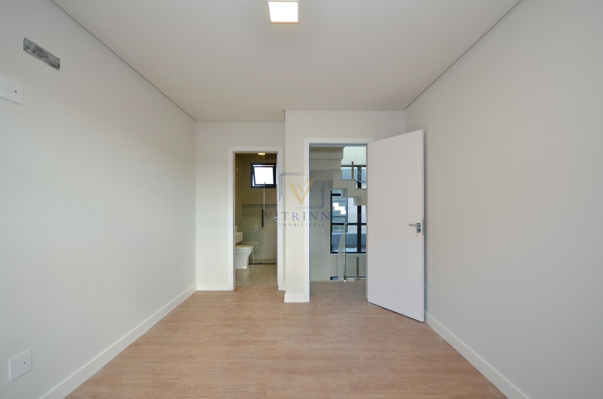 Casa à venda com 3 quartos, 3 suítes, 2 vagas e 234m² no Mercês, Curitiba (PR) — foto 8 de 30