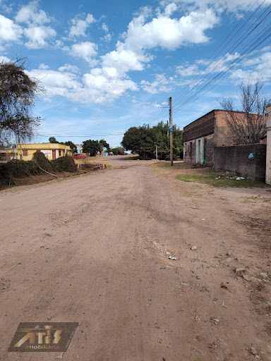 Vista da esquina com a rua 03 de outubro