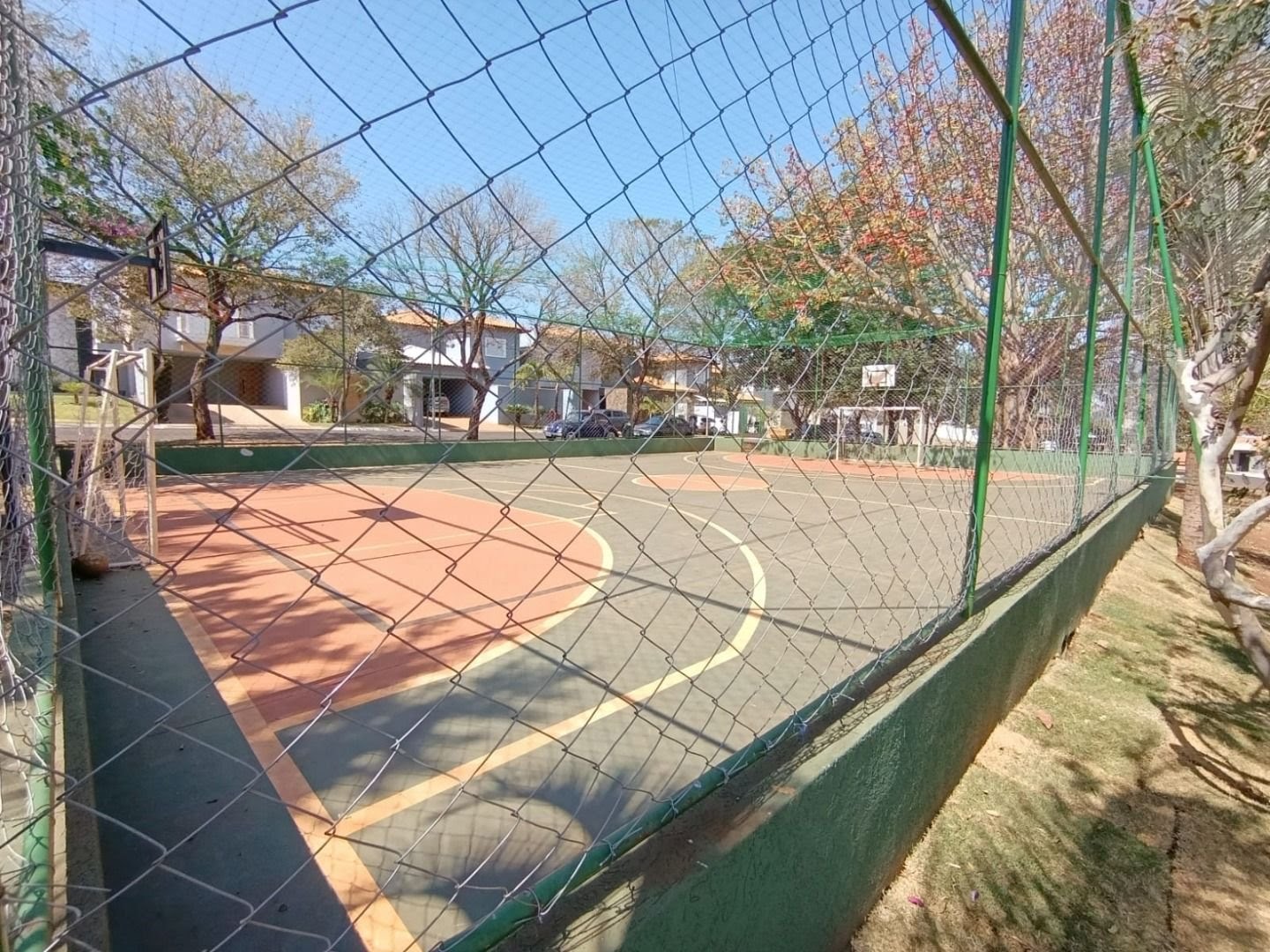 Casa à venda com 3 quartos, 3 suítes, 4 vagas e 218m² no Jardim Santa Cecília, Ribeirão Preto (SP) — foto 2 de 30