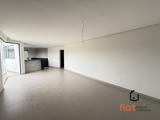Apartamento com Área Privativa à Venda no bairro São Luiz, Pará de Minas