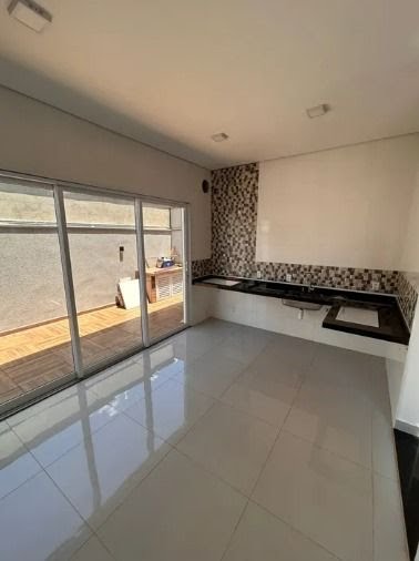 Casa à venda com 3 quartos, 3 suítes, 4 vagas e 195m² no Jardim San Marco II, Ribeirão Preto (SP) — foto 5 de 18