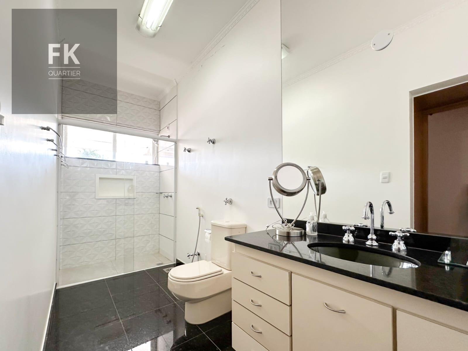 Casa à venda com 4 quartos, 4 suítes, 8 vagas e 1165m² no Alphaville Residencial Um, Barueri (SP) — foto 21 de 30