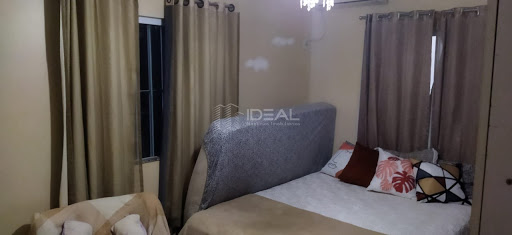 Casa com 2 quartos com suíte e varanda gourmet no Parque Imperial