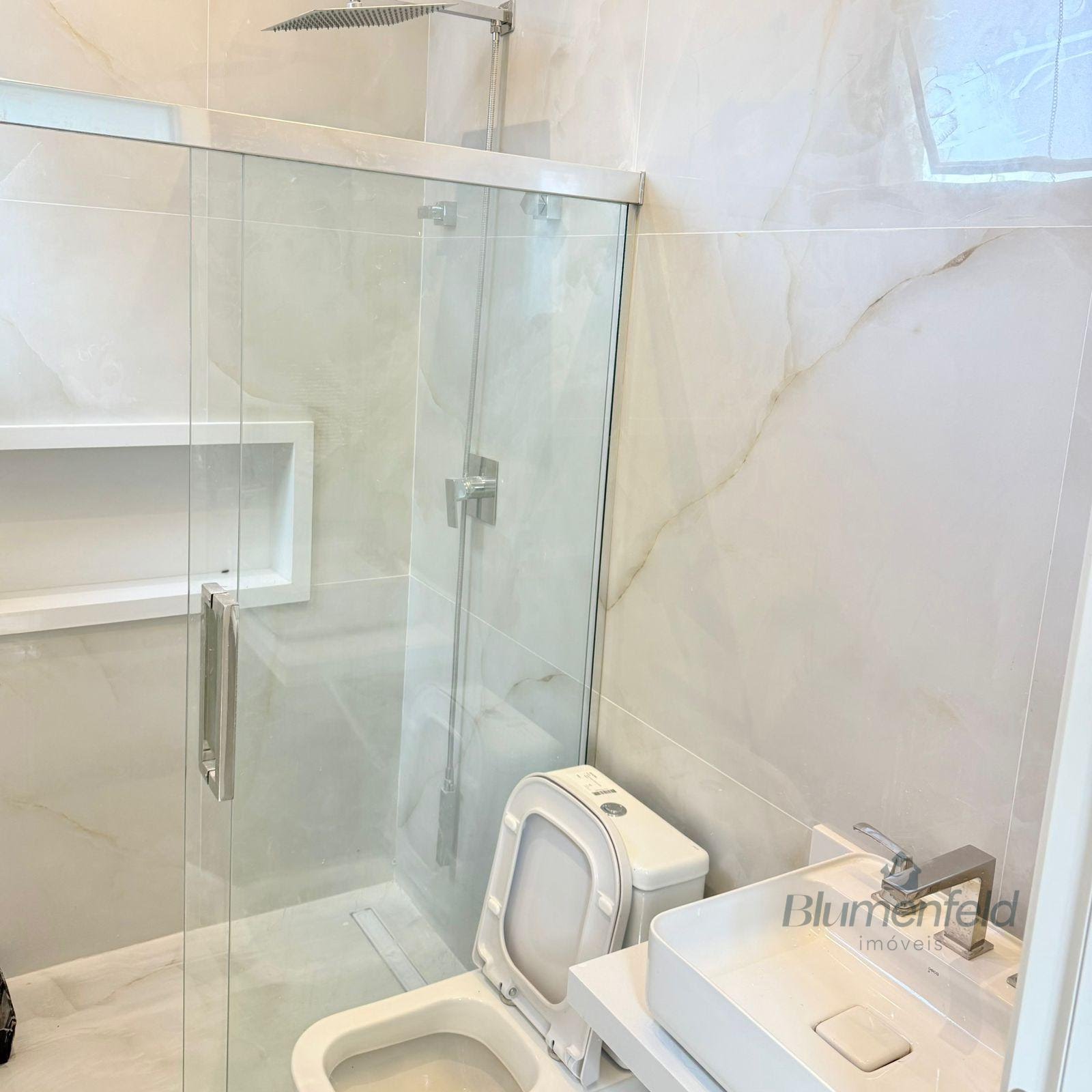 Casa à venda com 4 quartos, 4 suítes, 5 vagas e 134m² no Condomínio Real Park, Arujá (SP) — foto 13 de 18