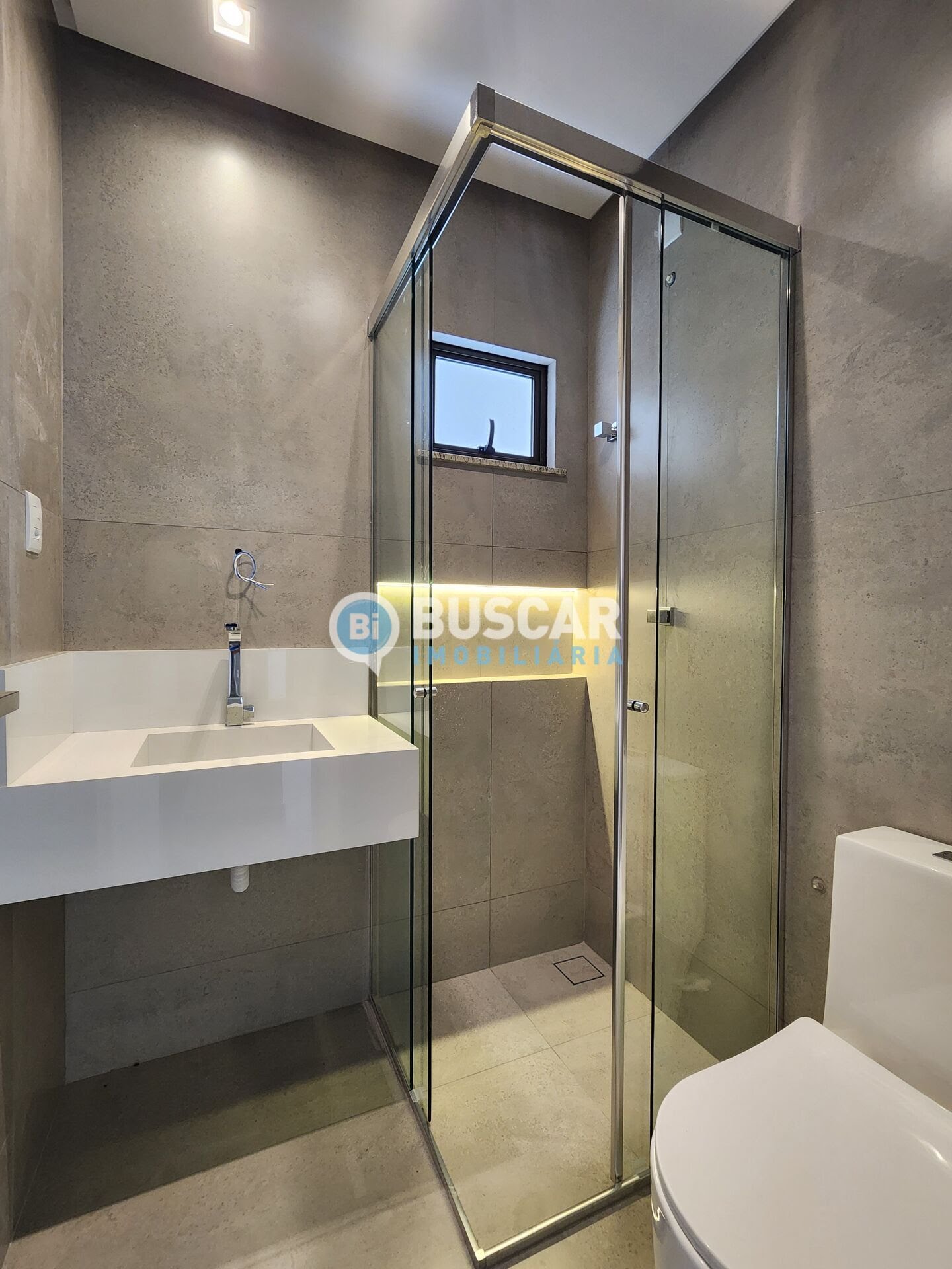 Casa à venda com 4 quartos, 4 suítes, 4 vagas e 240m² no Sim, Feira de Santana (BA) — foto 15 de 24