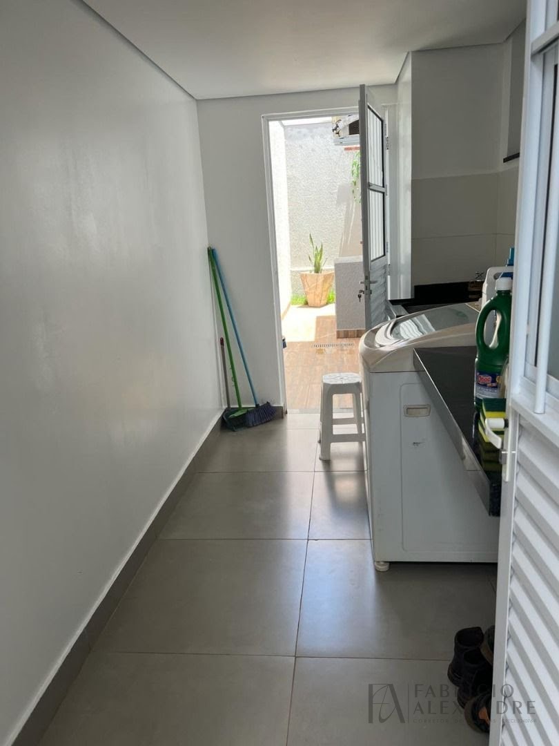 Casa à venda com 3 quartos, 1 suíte, 4 vagas e 184m² no Bosque das Laranjeiras, Bady Bassitt (SP) — foto 10 de 30