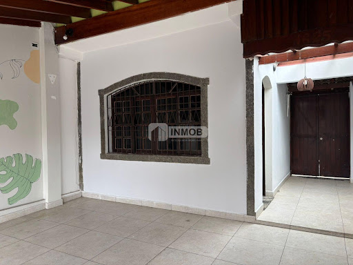 Casa à Venda em Taubaté: 3 Dormitórios e Suíte