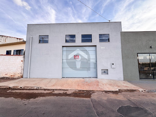 Barracão à venda em Jardim Alvorada, Alfenas | 125m²