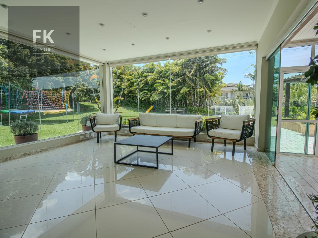 Casa à venda com 6 quartos, 3 suítes, 12 vagas e 691m² no Alphaville, Santana de Parnaíba (SP) — foto 9 de 30