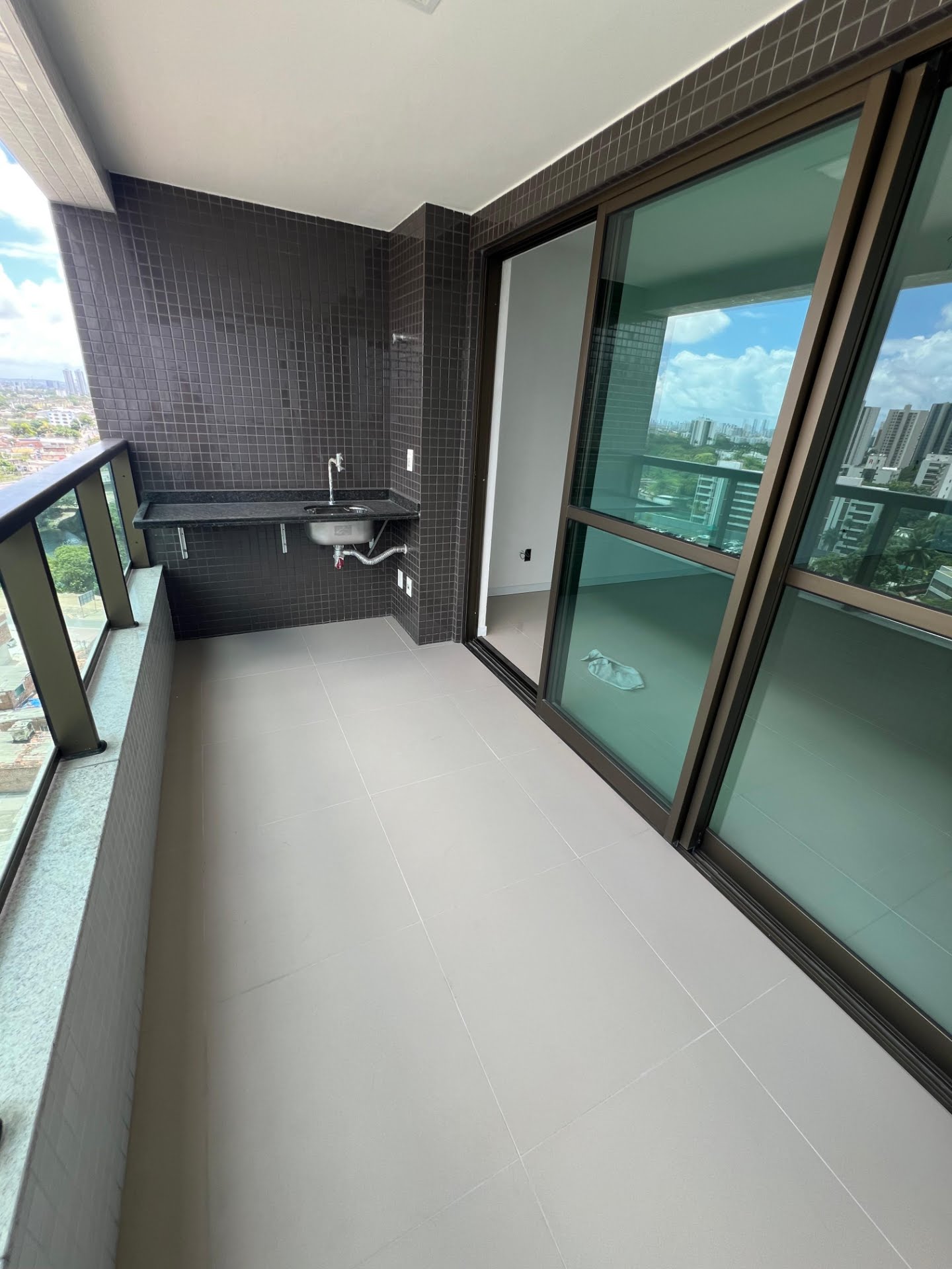 Apartamento à venda com 4 quartos, 4 suítes, 3 vagas e 165m² no Apipucos, Recife (PE) — foto 10 de 30