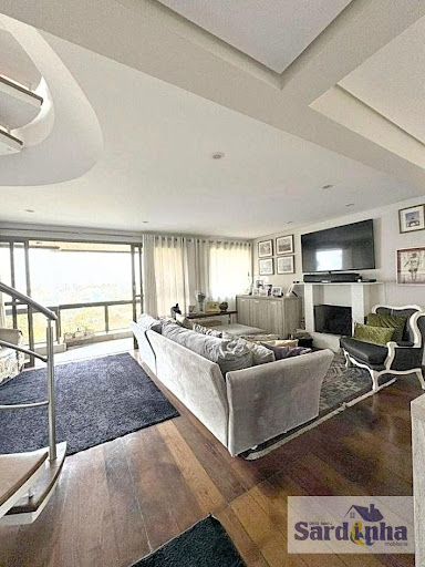 Exclusiva Cobertura Duplex no Morumbi: Espaço e Sofisticação