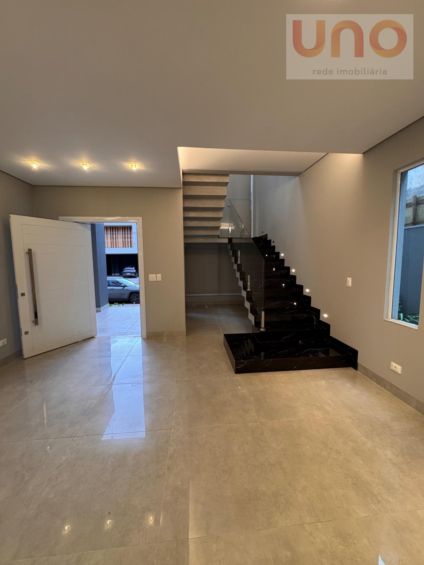 Casa à venda com 4 quartos, 4 suítes, 2 vagas e 308m² no Parque Residencial Maria A Pedrossian, Campo Grande (MS) — foto 6 de 30