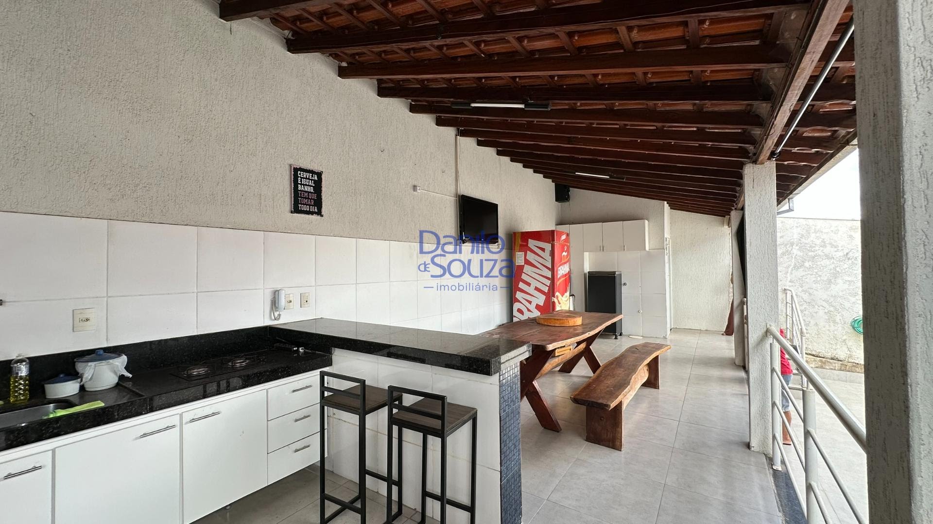 Casa à venda com 3 quartos, 2 suítes e 360m² no Guilhermina Vieira Chaer, Araxá (MG) — foto 22 de 26