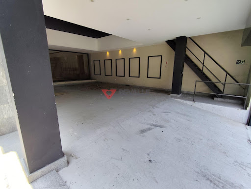 Loja à venda e à locação em Botafogo: 1.600m², 3 vagas