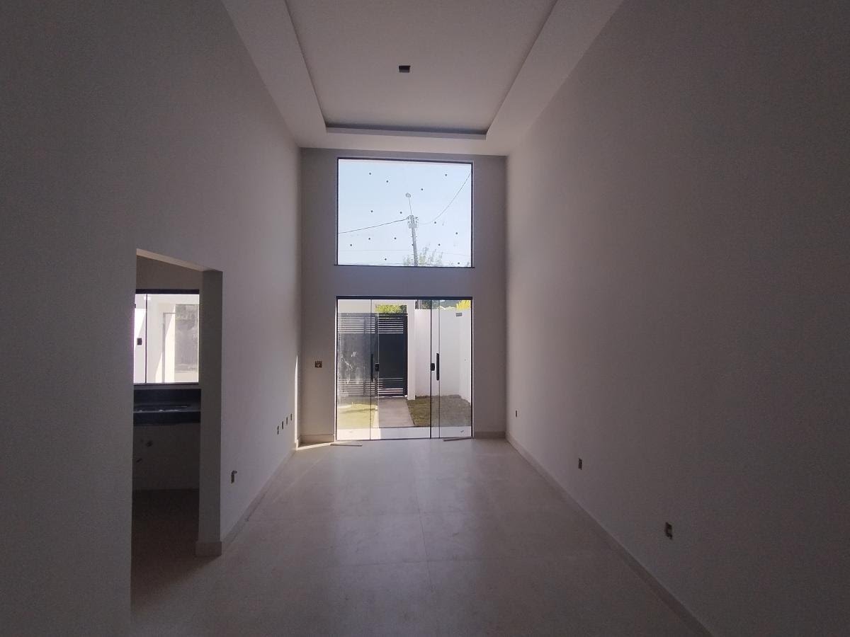 Casa à venda com 3 quartos, 1 suíte, 2 vagas e 120m² no Extensão Serramar, Rio das Ostras (RJ) — foto 5 de 8