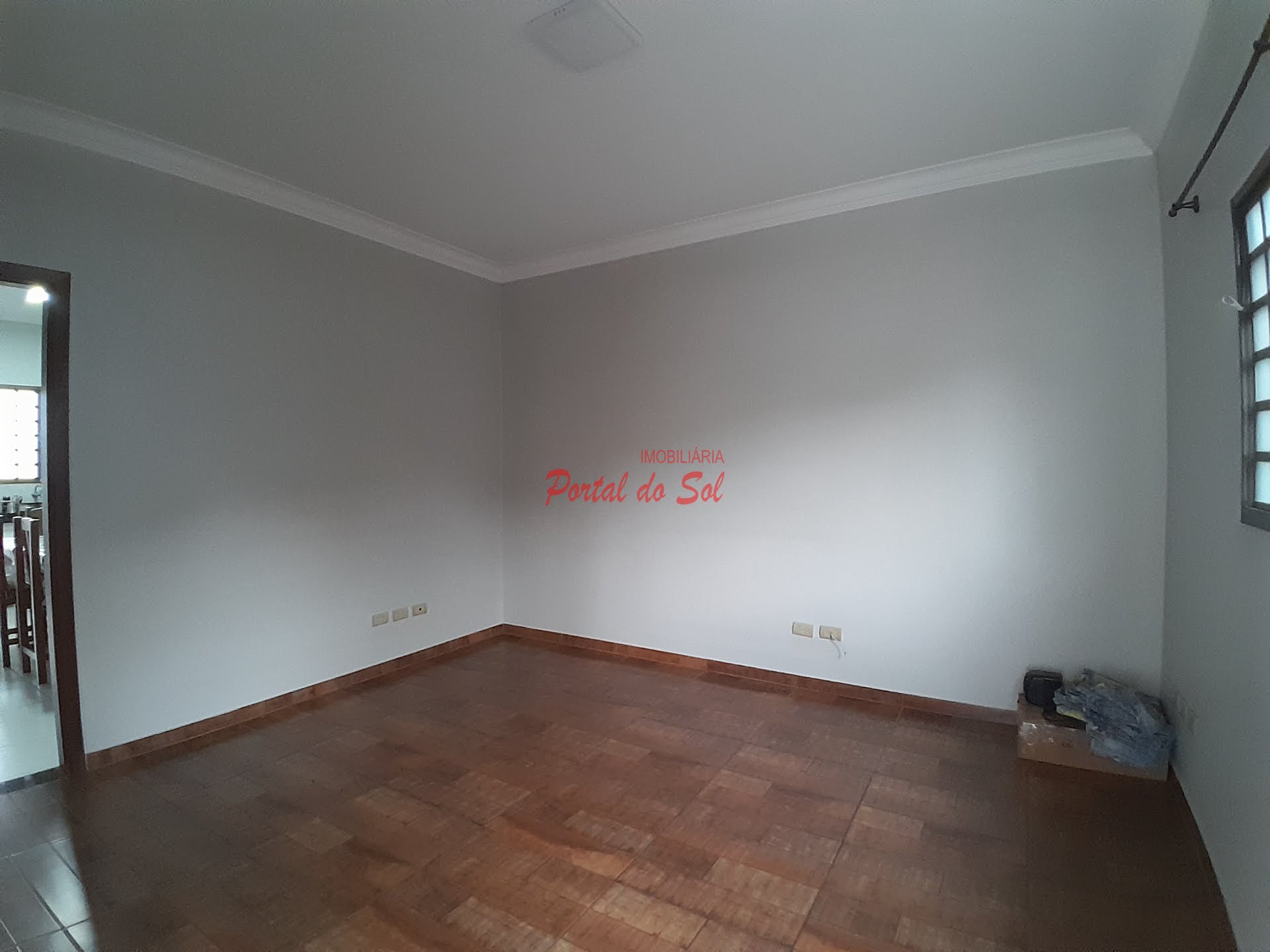 Casa à venda com 3 quartos, 1 banheiro, 3 vagas e 181m² no Centro, Santo Antônio da Platina (PR) — foto 3 de 9