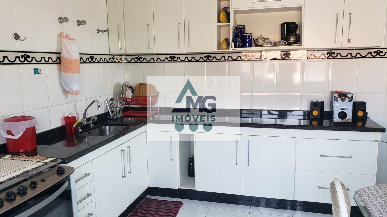 Casa à venda com 4 quartos, 1 suíte, 2 vagas e 419m² no Chácara das Rosas, Três Corações (MG) — foto 7 de 19