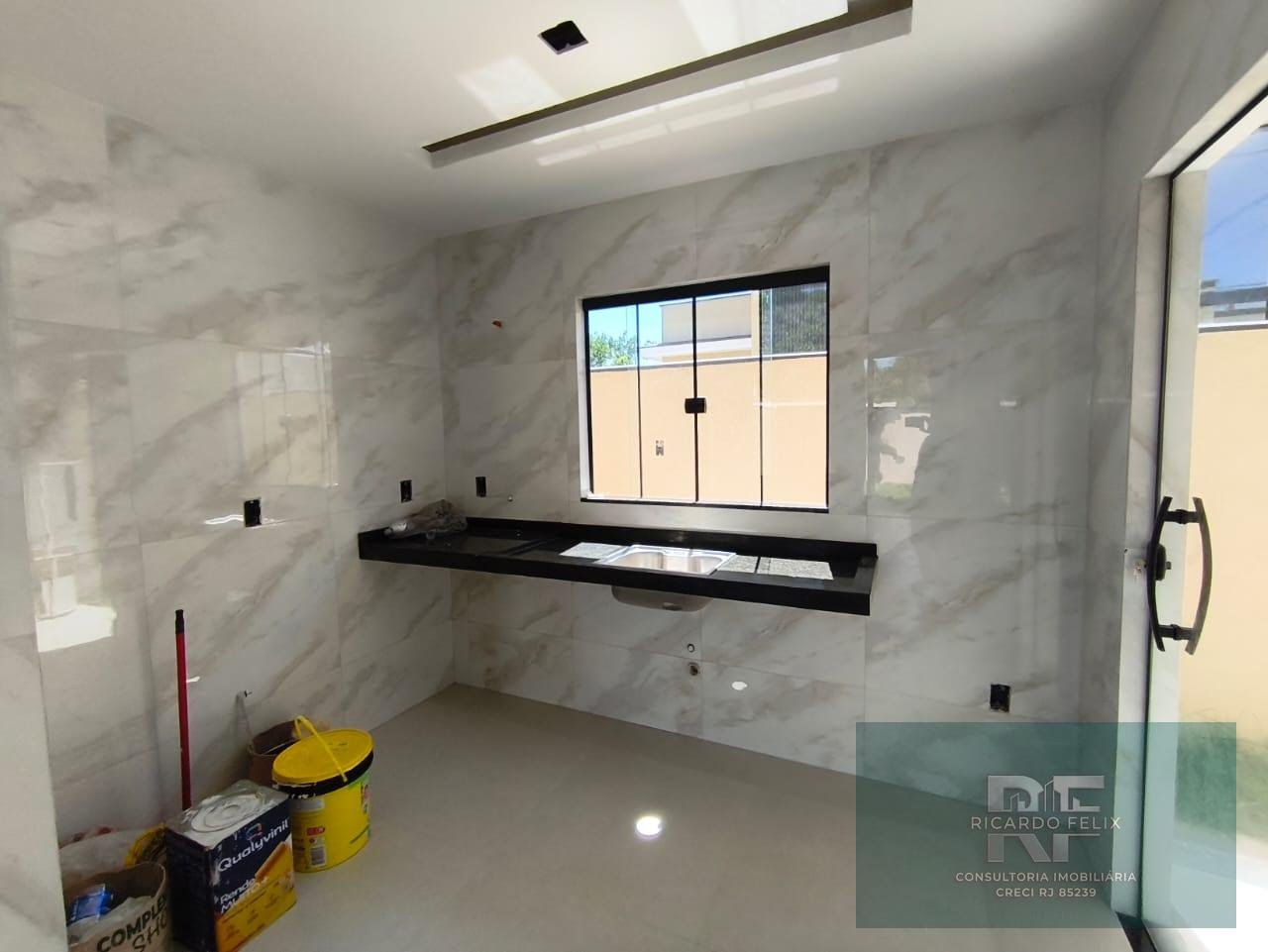 Casa à venda com 3 quartos, 1 suíte, 2 vagas e 200m² no Enseada das Gaivotas, Rio das Ostras (RJ) — foto 6 de 21