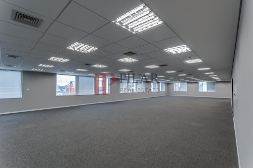 Andar corporativo  