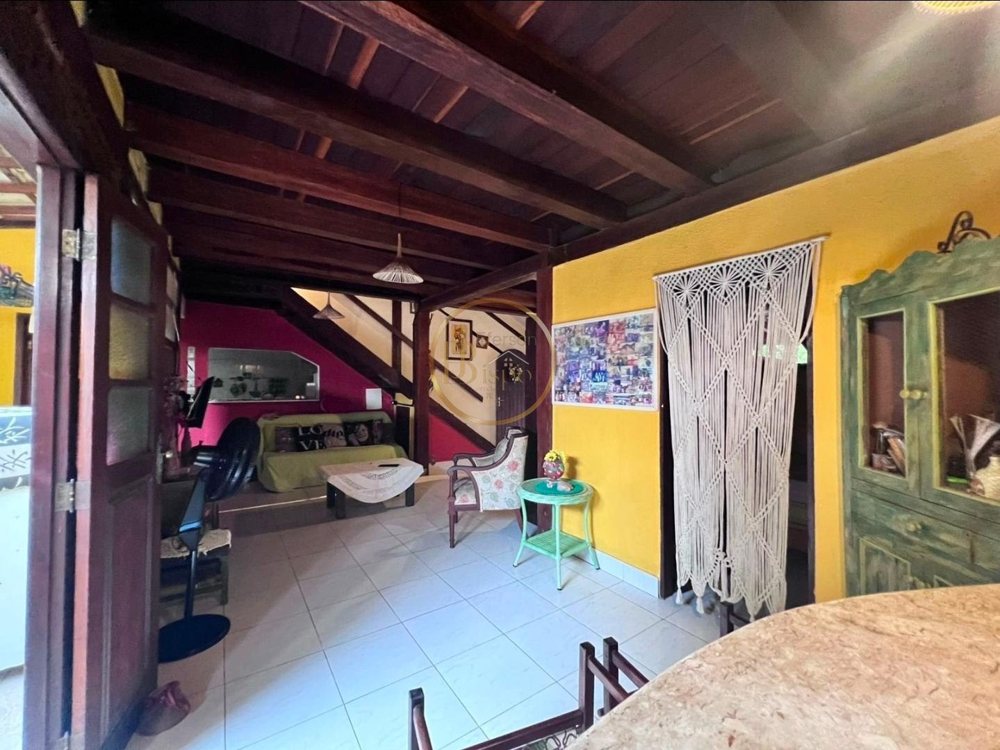 Casa à venda com 5 quartos, 2 suítes e 250m² no Itaperapuan, Porto Seguro (BA) — foto 2 de 15