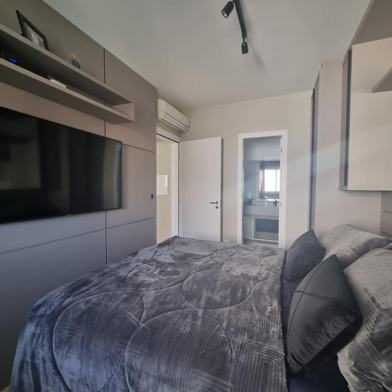 Apartamento à venda com 2 quartos, 1 suíte, 2 vagas e 74m² no Jurerê, Florianópolis (SC) — foto 8 de 14