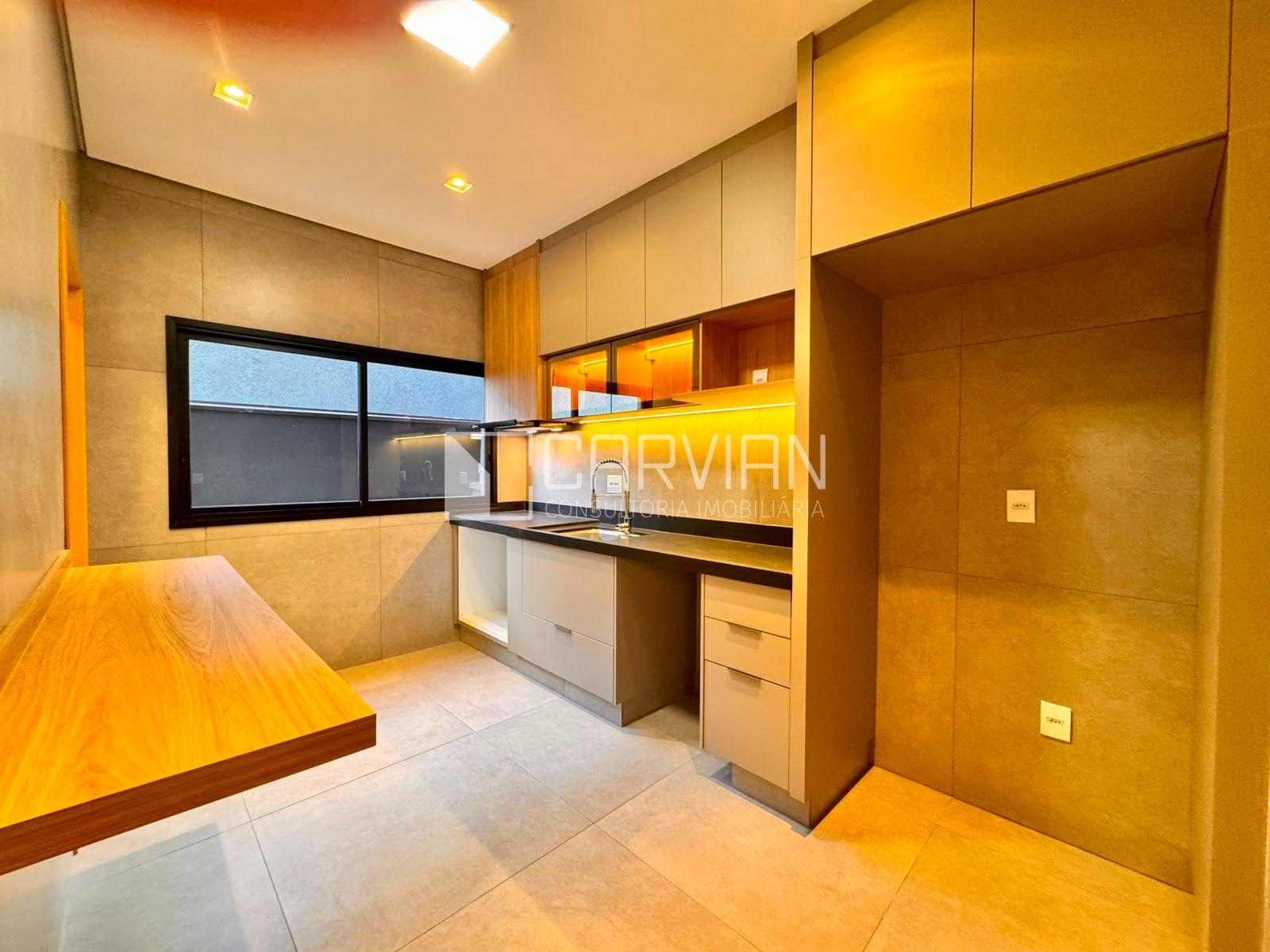Casa à venda com 4 quartos, 4 suítes, 4 vagas e 264m² no Real Sul, Ribeirão Preto (SP) — foto 18 de 30