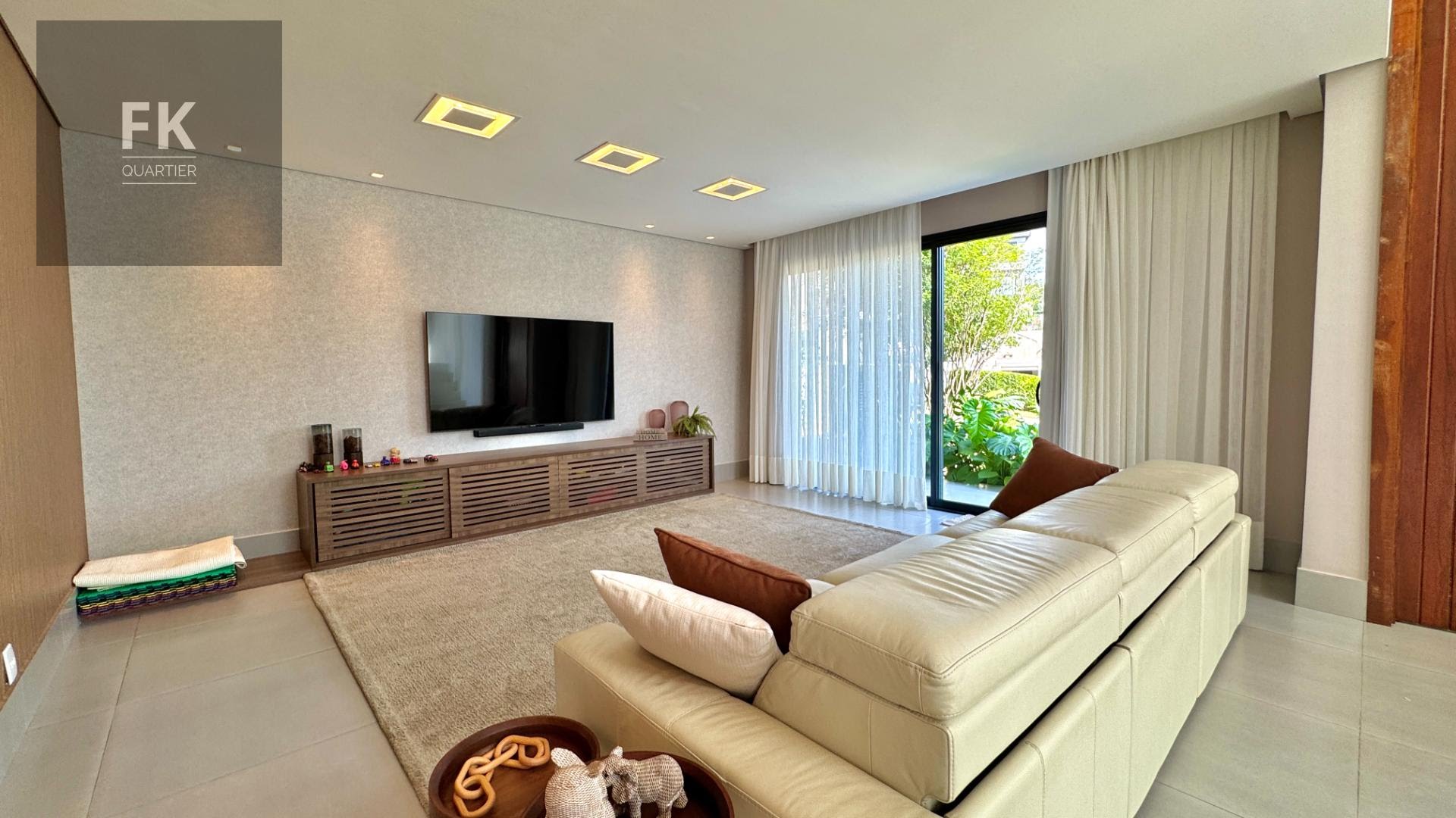 Casa à venda com 4 quartos, 4 suítes, 6 vagas e 574m² no Cidade Tamboré, Santana de Parnaíba (SP) — foto 6 de 26