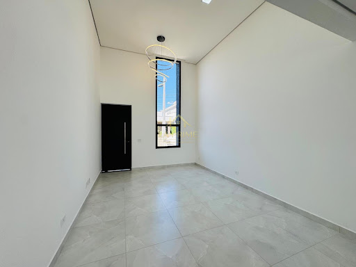 Casa de condomínio em Cajuru do Sul - Sorocaba, SP - 03 Dormitórios - 03 Suites - 04 Banheiros - 04 Vagas - Piscina