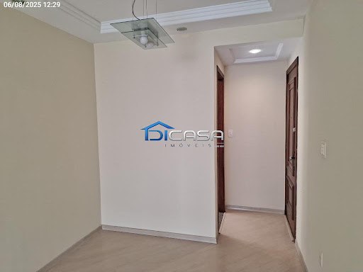 Apartamento 02 Dorm. em Portuguesa  -  Rio de Janeiro